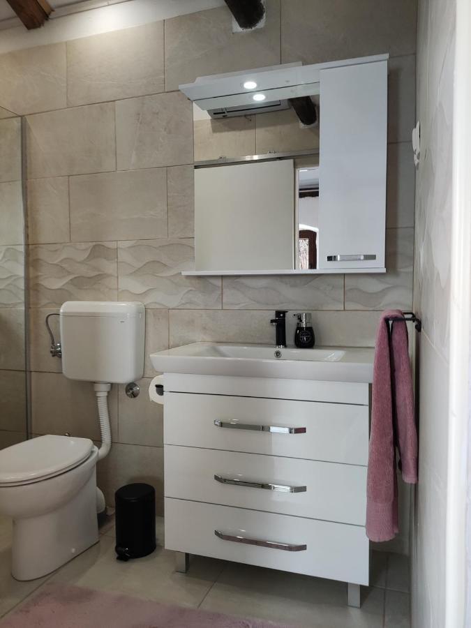 Ema 2 Apartment มาทุลยี ภายนอก รูปภาพ